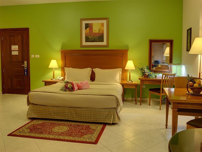 Fortune Grand Hotel Apartment Дубай Екстериор снимка